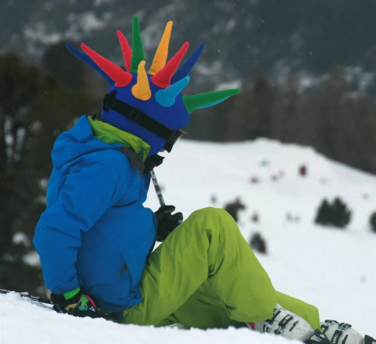 CoolCasc Spike Helmet Cover