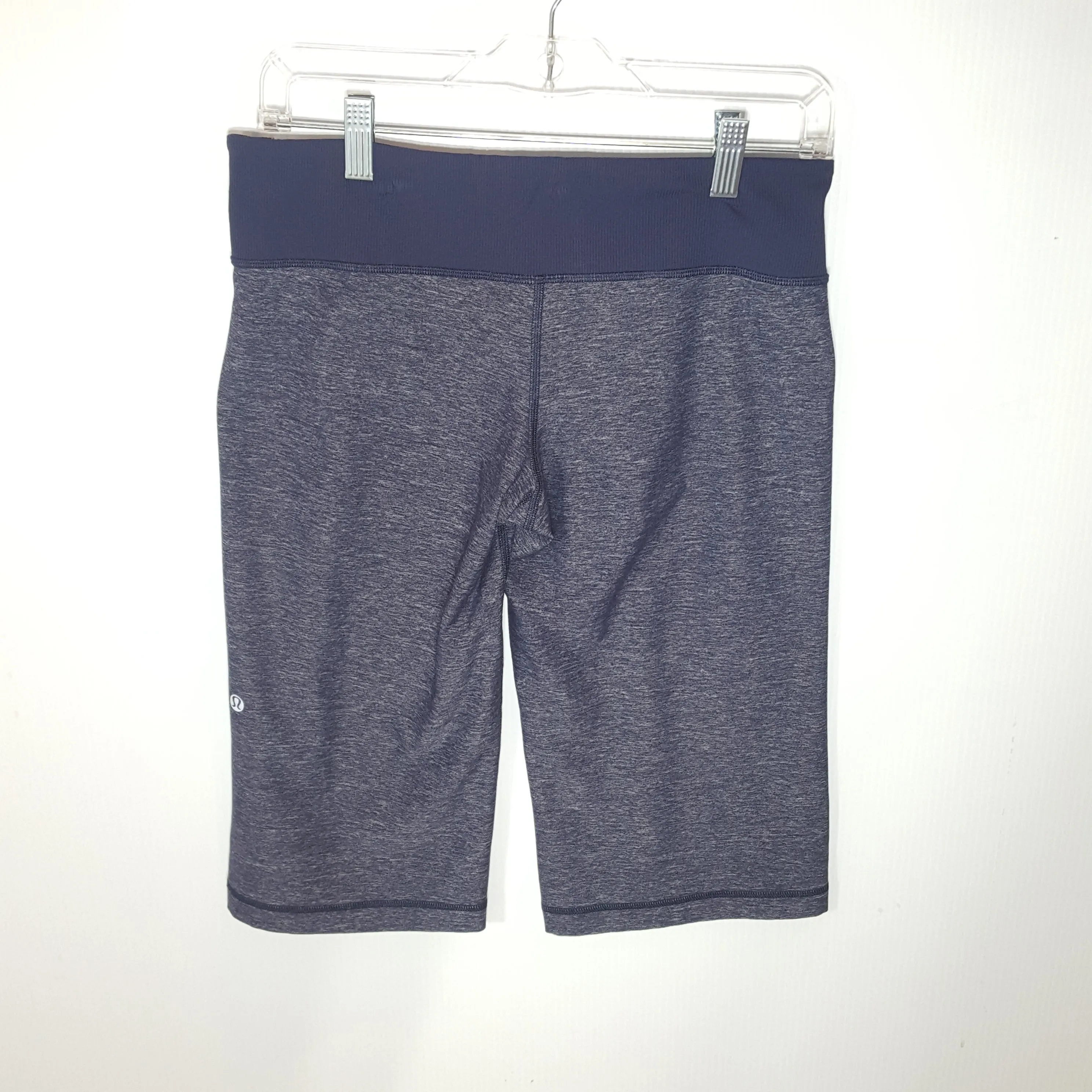 Lululemon Womens Yoga Shorts - Size 6 - Pre-owned - VXZPD4